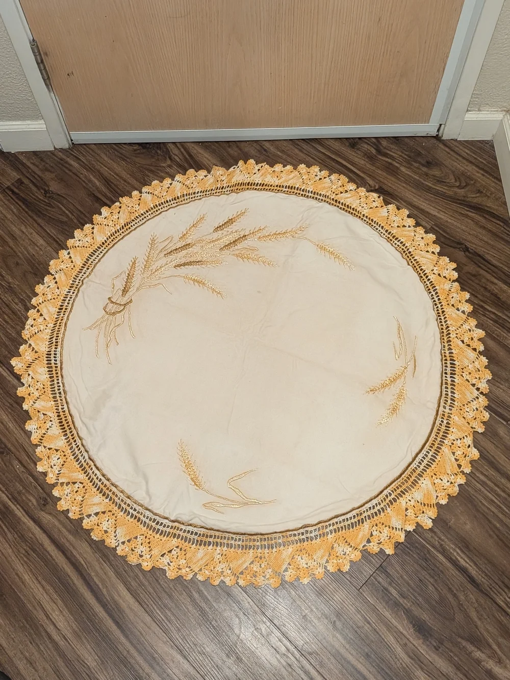 Vintage Handmade Round Wheat Embroidered Table Cloth, Gold & Yellow Crochet Edge